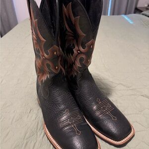 Ariat Black and Brown Cowboy Boots